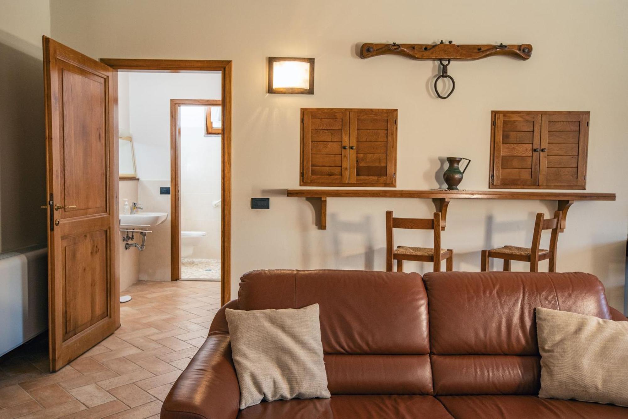 Cerqua Rosara Residence Valtopina Ruang foto